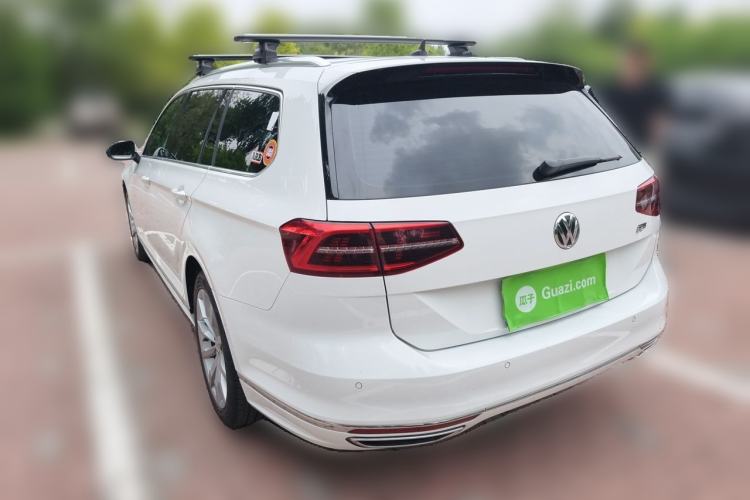 Used Volkswagen Variant 2016 380TSI Two-Wheel Drive R-Line Version Rear Left 45 Deg