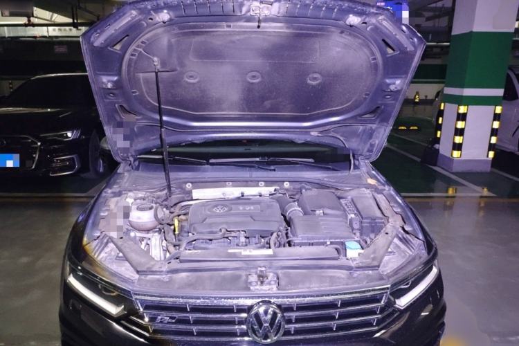 Used Volkswagen Variant 2017 280TSI Two-Wheel-Drive Comfort Edition Engine Bay