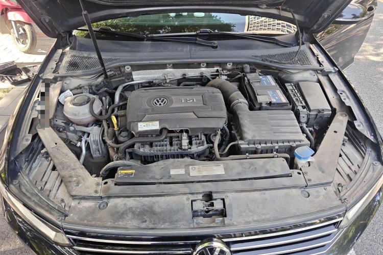 Used Volkswagen Variant 2017 380TSI Two-Wheel Drive Comfort Edition Engine Bay
