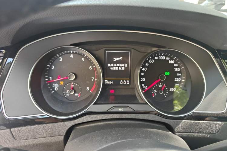 Used Volkswagen Variant 2017 380TSI Two-Wheel Drive Comfort Edition Instrument Cluster