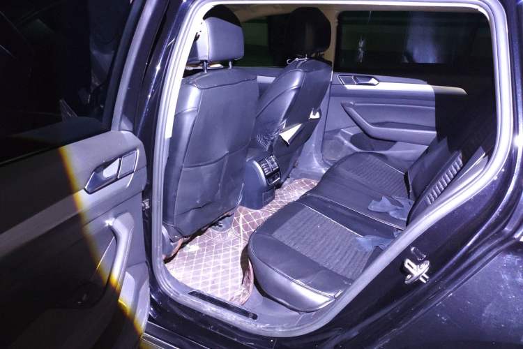 Used Volkswagen Variant 2017 280TSI Two-Wheel-Drive Comfort Edition Left Rear Seat