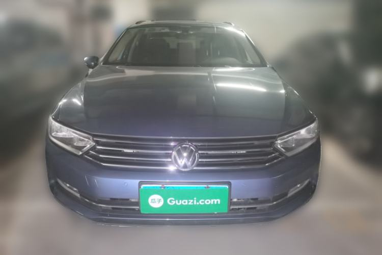 Used Volkswagen Variant 2017 380TSI Two-Wheel Drive Comfort Edition Front