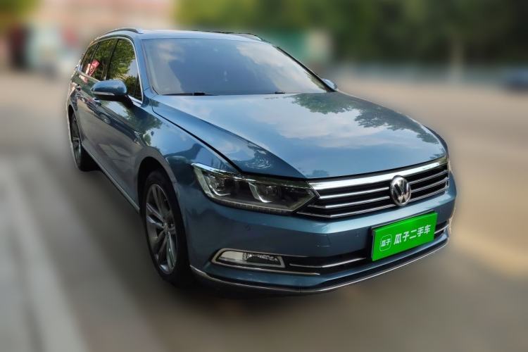 Used Volkswagen Variant 2017 380TSI Two-Wheel Drive Comfort Edition Front Right 45 Deg