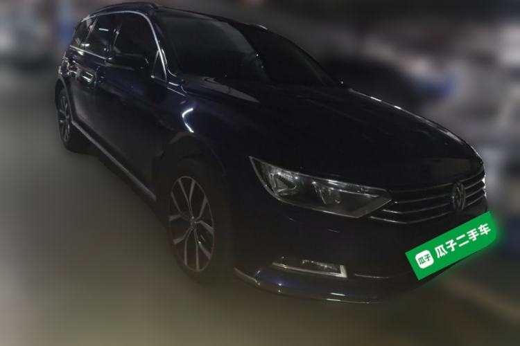Used Volkswagen Variant 2017 380TSI Two-Wheel Drive Comfort Edition Front Right 45 Deg