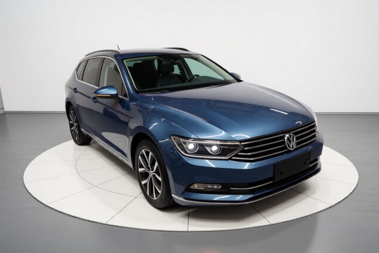 Used Volkswagen Variant 2017 380TSI Two-Wheel Drive Comfort Edition Front Right 45 Deg