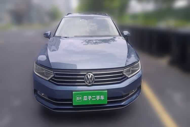 Used Volkswagen Variant 2017 380TSI Two-Wheel Drive Comfort Edition Front