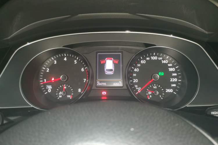 Used Volkswagen Variant 2017 380TSI Two-Wheel Drive Comfort Edition Instrument Cluster