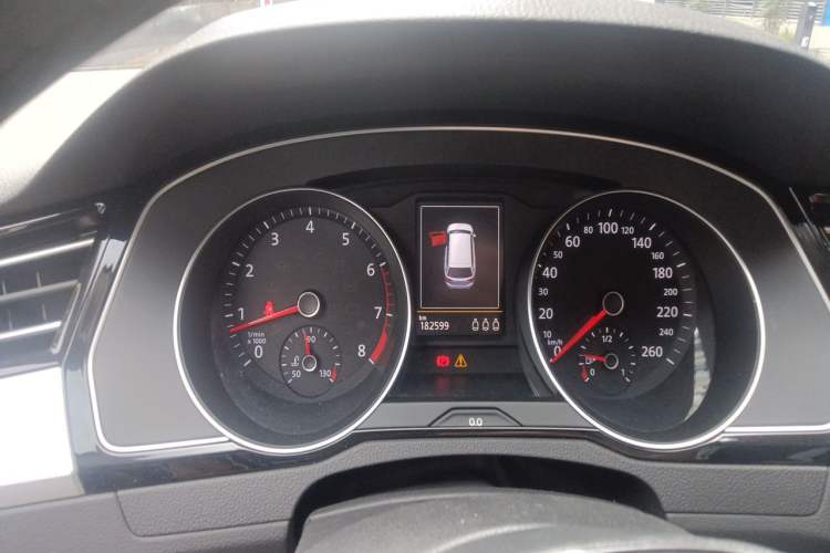 Used Volkswagen Variant 2017 380TSI Two-Wheel Drive Comfort Edition Instrument Cluster