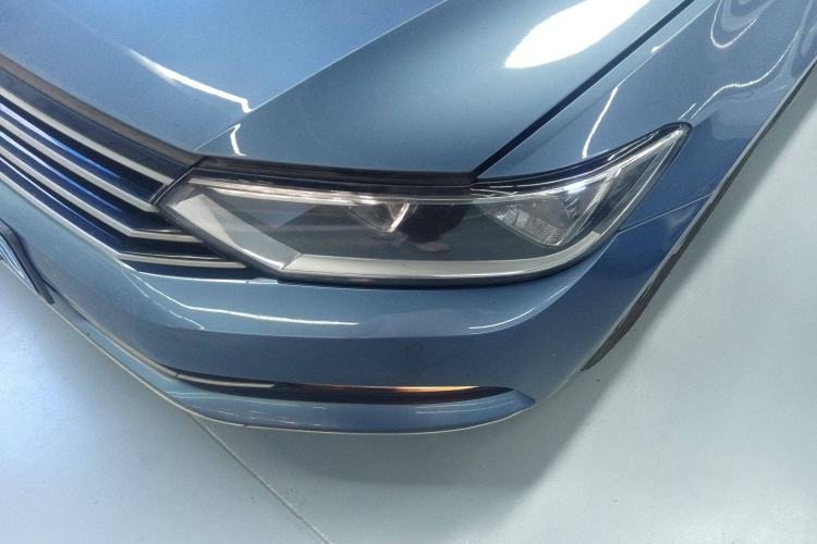 Used Volkswagen Variant 2017 380TSI Two-Wheel Drive Comfort Edition Left Front Headlight