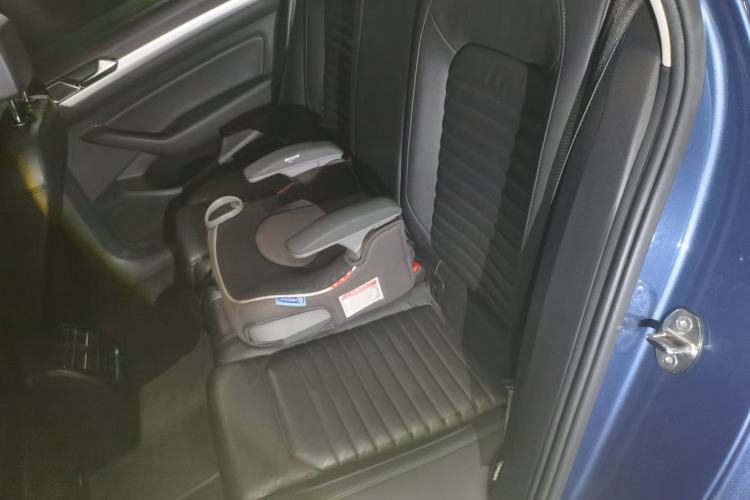 Used Volkswagen Variant 2017 380TSI Two-Wheel Drive Comfort Edition Left Rear Seat