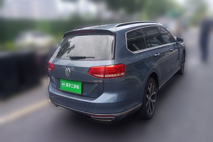 Used Volkswagen Variant 2017 380TSI Two-Wheel Drive Comfort Edition Rear Right 45 Deg