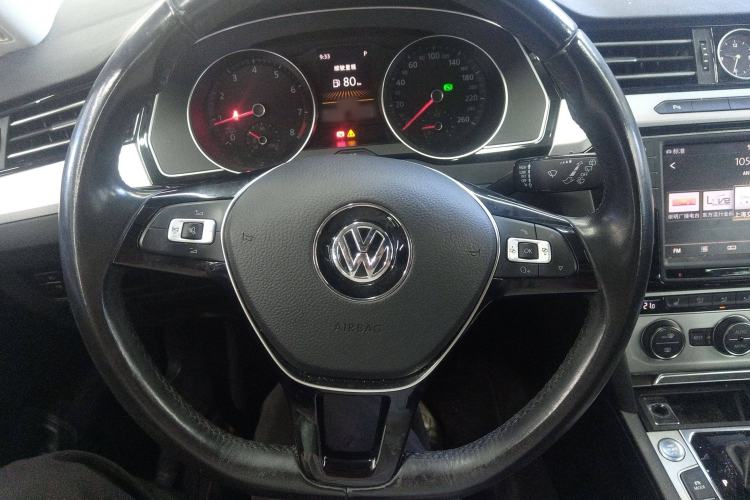 Used Volkswagen Variant 2017 380TSI Two-Wheel Drive Comfort Edition Steering Wheel