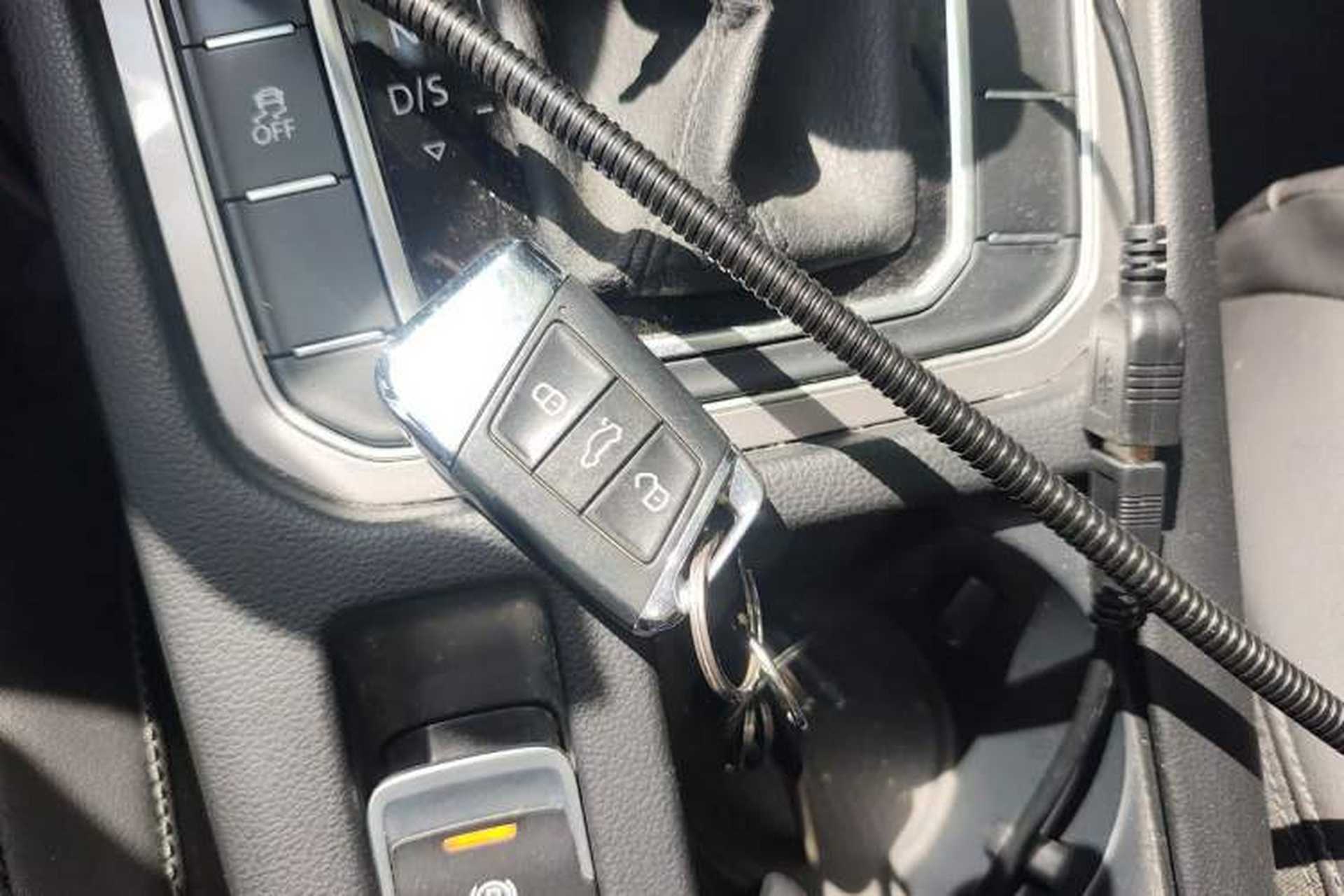 Used Volkswagen Variant 2017 380TSI Four-Wheel Drive Longitudinal Version Vehicle Key