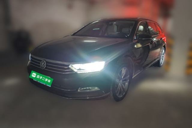 Used Volkswagen Variant 2017 380TSI Two-Wheel Drive Comfort Edition