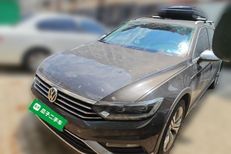 Used Volkswagen Variant 2017 380TSI Four-Wheel Drive Longitudinal Version Guazi used car, China used car export, Used car for sale, Used  cars, Cheapest cars for sale
