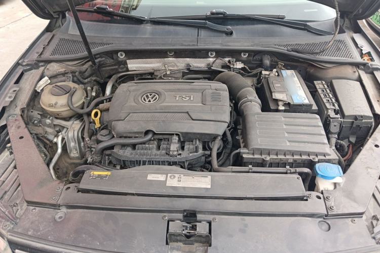 Used Volkswagen Variant 2017 380TSI Two-Wheel Drive Comfort Edition Engine Bay