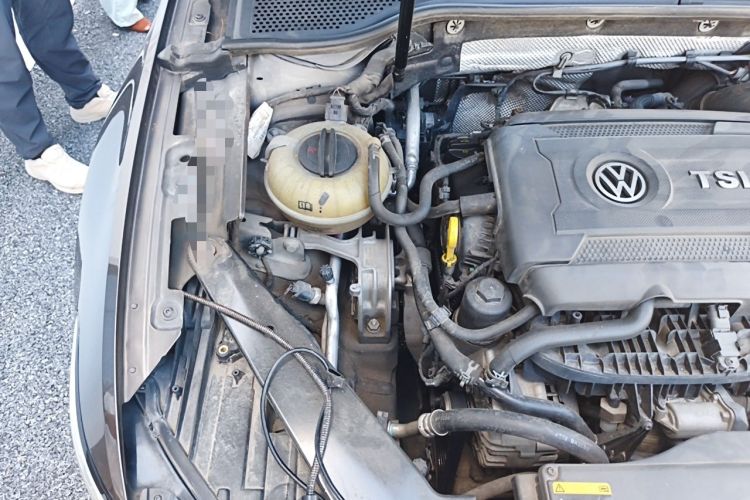 Used Volkswagen Variant 2017 380TSI Two-Wheel Drive Comfort Edition Engine Bay Right