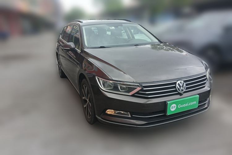 Used Volkswagen Variant 2017 380TSI Two-Wheel Drive Comfort Edition Front Right 45 Deg
