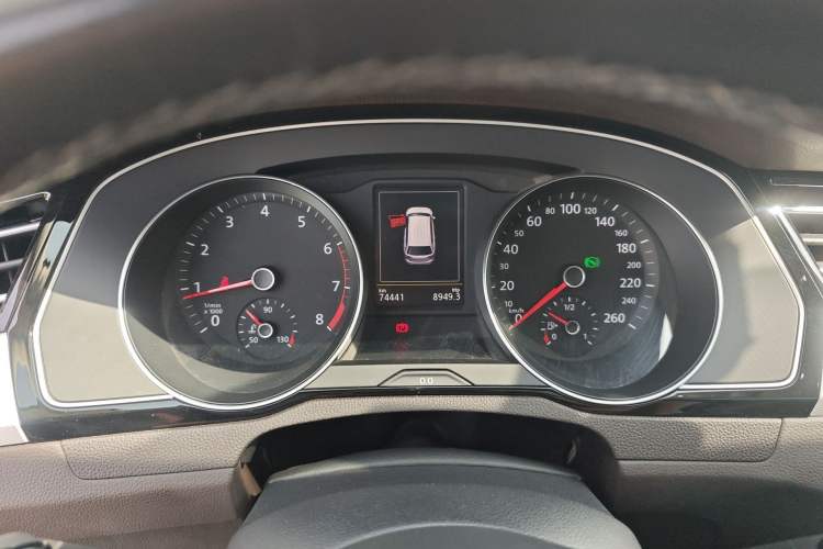 Used Volkswagen Variant 2017 380TSI Two-Wheel Drive Comfort Edition Instrument Cluster