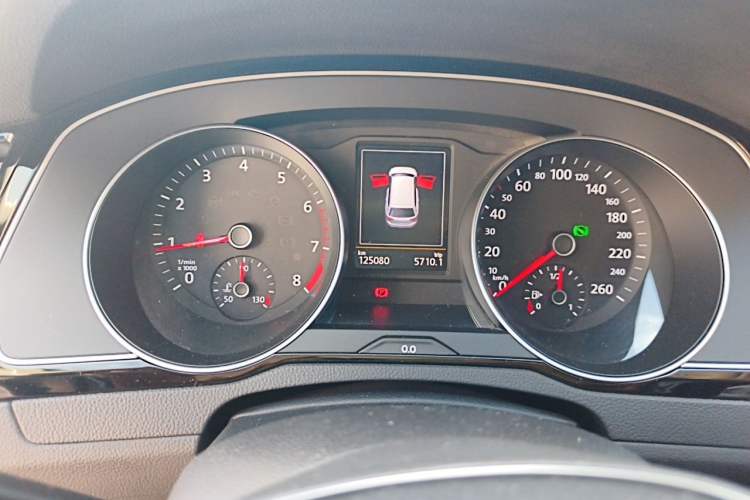 Used Volkswagen Variant 2017 380TSI Two-Wheel Drive Comfort Edition Instrument Cluster