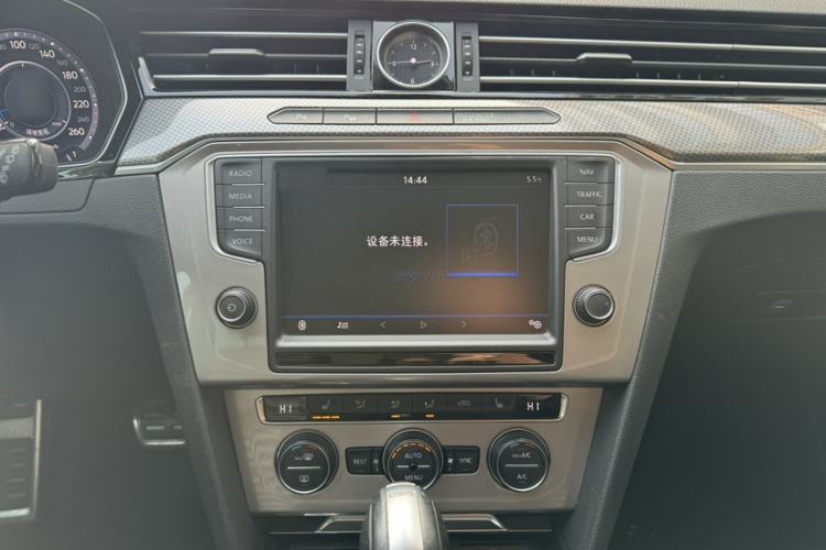 Used Volkswagen Variant 2017 380TSI Four-Wheel Drive Longitudinal Version Interior 3