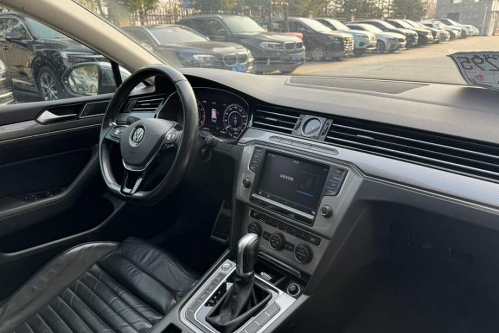 Used Volkswagen Variant 2017 380TSI Four-Wheel Drive Longitudinal Version Interior 4