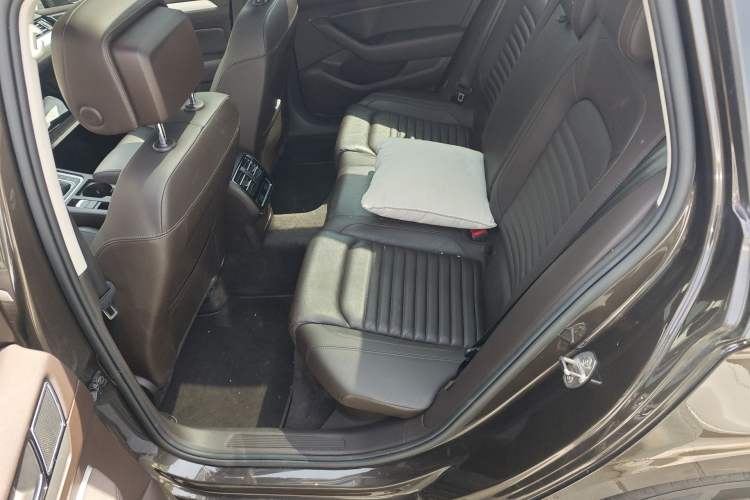 Used Volkswagen Variant 2017 380TSI Two-Wheel Drive Comfort Edition Left Rear Seat