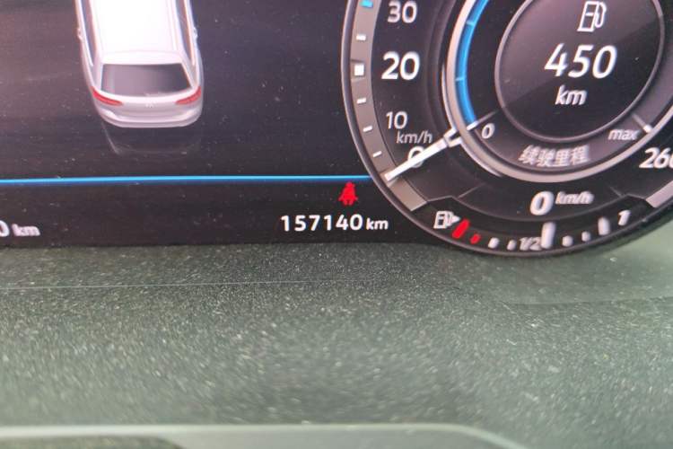 Used Volkswagen Variant 2017 380TSI Four-Wheel Drive Longitudinal Version Odometer Close Up