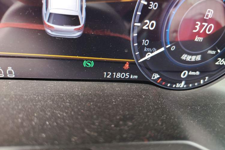 Used Volkswagen Variant 2017 380TSI Two-Wheel Drive Comfort Edition Odometer Close Up