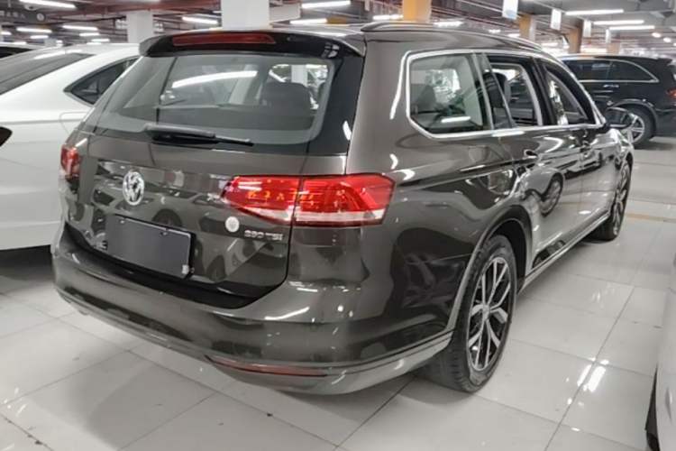 Used Volkswagen Variant 2017 280TSI Two-Wheel-Drive Comfort Edition Rear Right 45 Deg
