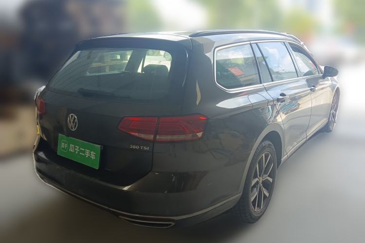 Used Volkswagen Variant 2017 380TSI Two-Wheel Drive Comfort Edition Rear Right 45 Deg