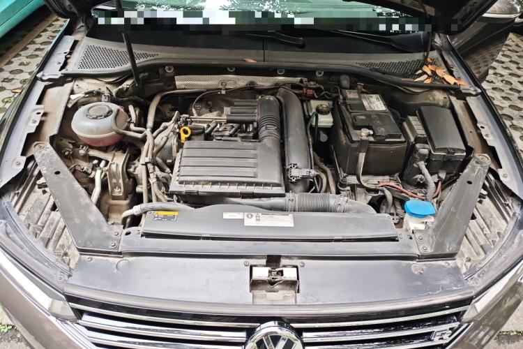 Used Volkswagen Variant 2017 280TSI Two-Wheel-Drive Comfort Edition Engine Bay