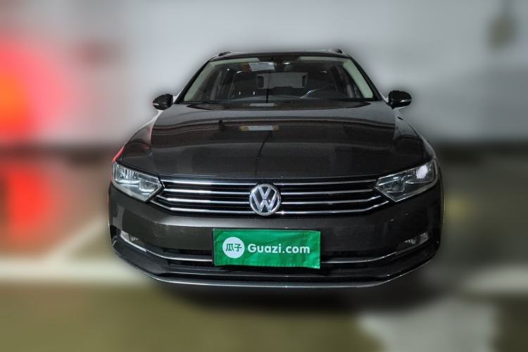 Used Volkswagen Variant 2017 380TSI Two-Wheel Drive Comfort Edition Front