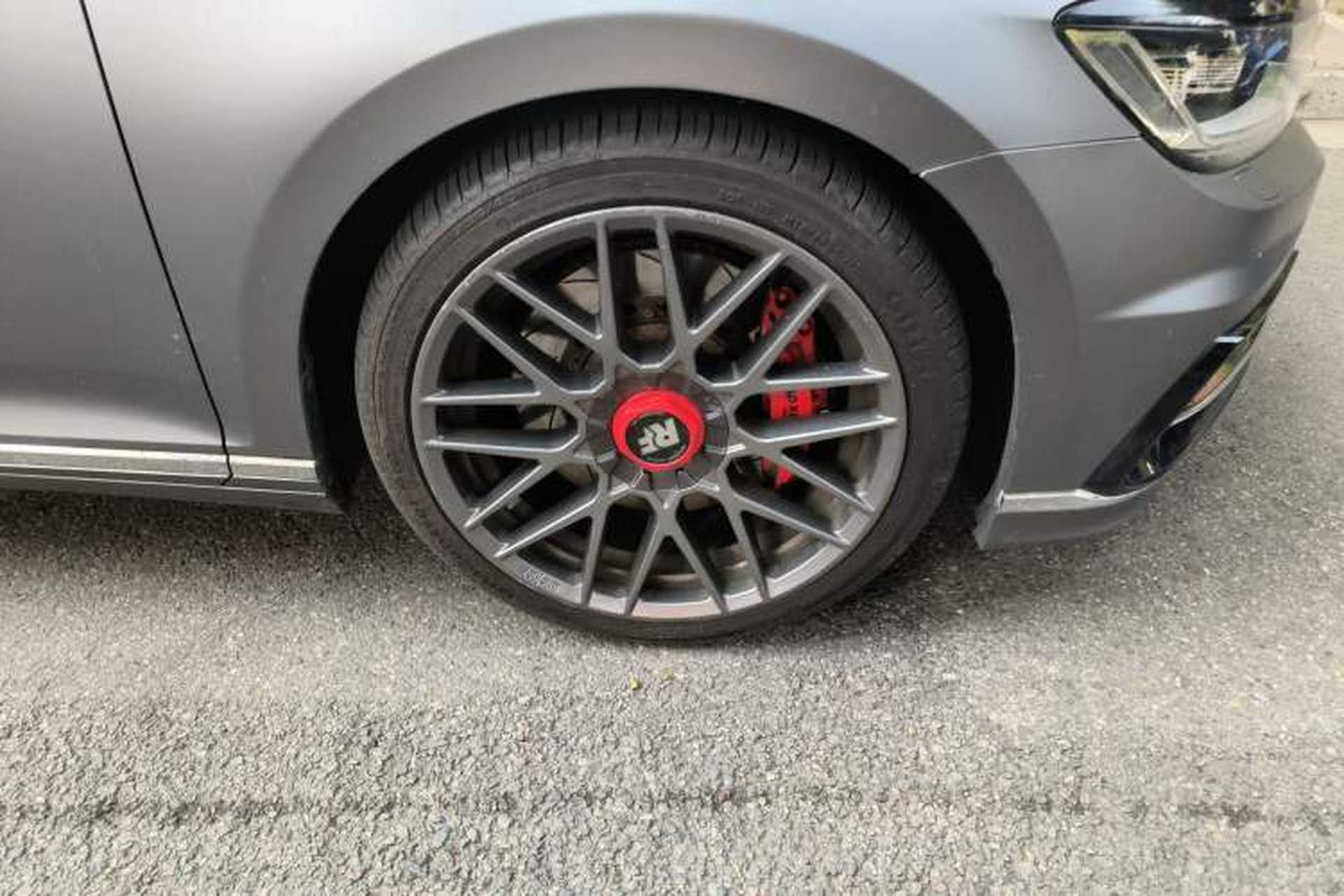 Used Volkswagen Variant 2017 380TSI Two-Wheel Drive Comfort Edition Right Front Wheel Hub