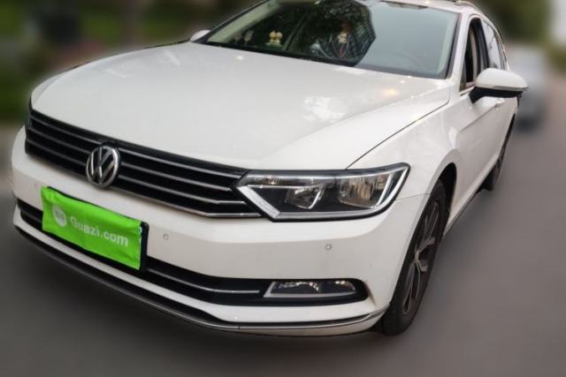 Used Volkswagen Variant 2017 380TSI Two-Wheel Drive Comfort Edition