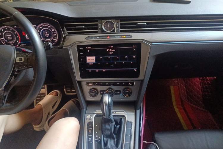 Used Volkswagen Variant 2017 380TSI Four-Wheel Drive Longitudinal Version Audio And AC Panel