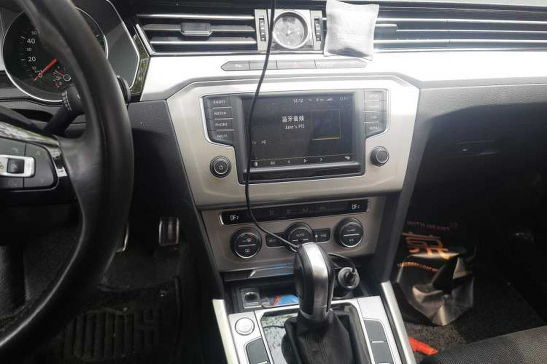 Used Volkswagen Variant 2017 280TSI Two-Wheel-Drive Comfort Edition Audio And AC Panel