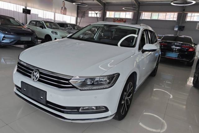 Used Volkswagen Variant 2017 380TSI Two-Wheel Drive Comfort Edition