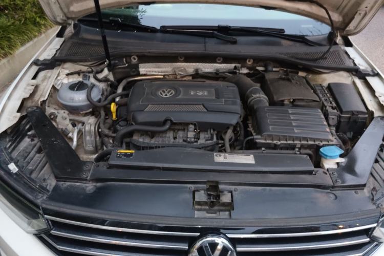 Used Volkswagen Variant 2017 380TSI Two-Wheel Drive Comfort Edition Engine Bay