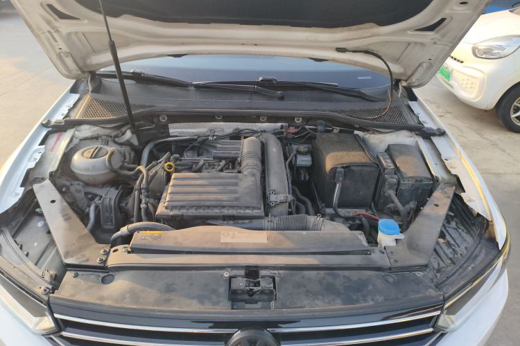 Used Volkswagen Variant 2017 280TSI Two-Wheel-Drive Comfort Edition Engine Bay
