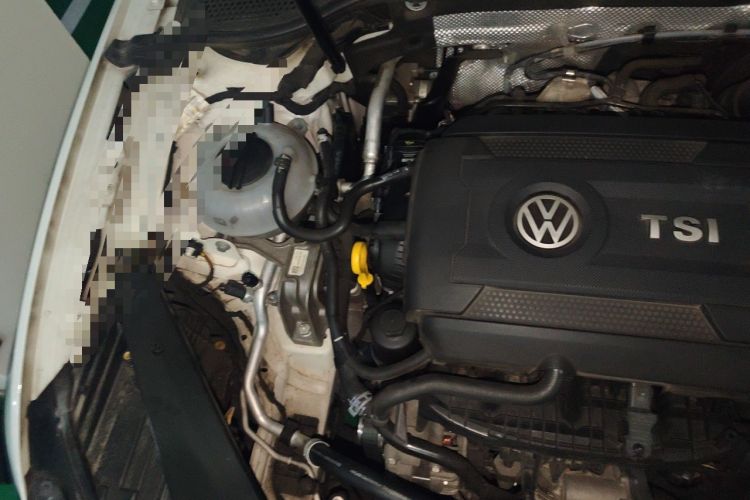 Used Volkswagen Variant 2017 380TSI Two-Wheel Drive Comfort Edition Engine Bay Right