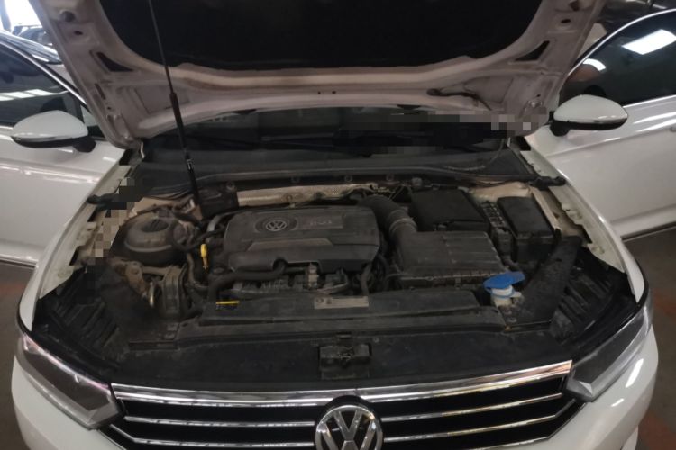 Used Volkswagen Variant 2017 380TSI Two-Wheel Drive Comfort Edition Engine Bay