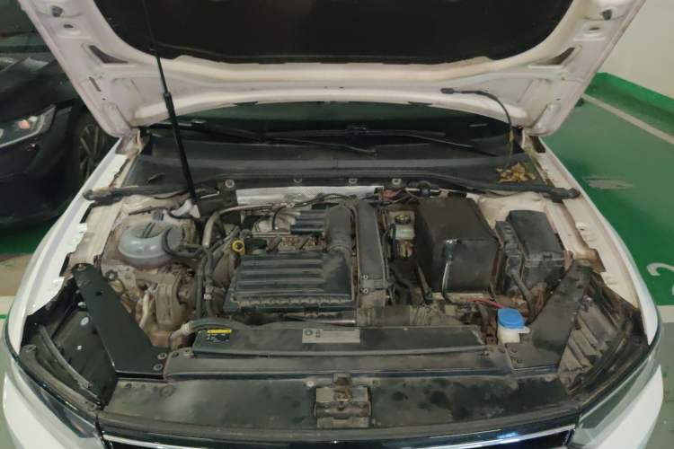 Used Volkswagen Variant 2017 280TSI Two-Wheel-Drive Comfort Edition Engine Bay