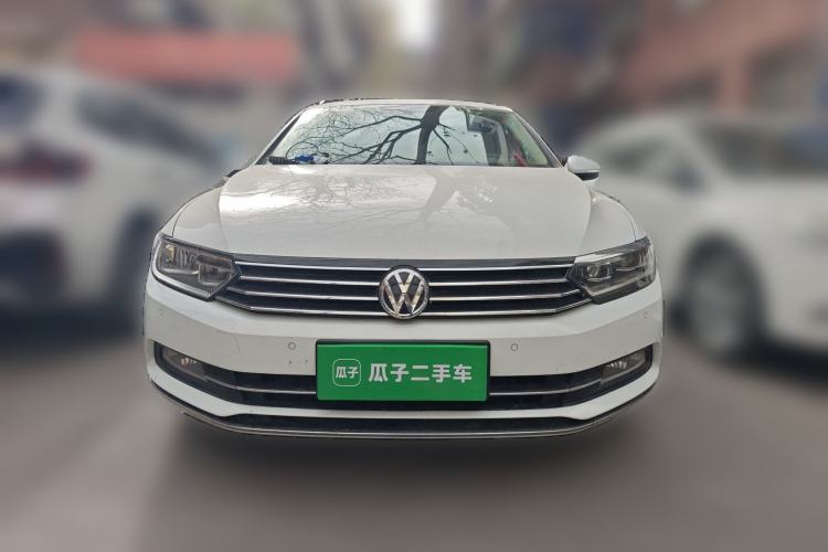 Used Volkswagen Variant 2017 380TSI Two-Wheel Drive Comfort Edition Front
