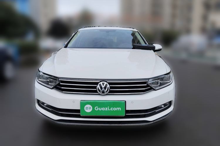 Used Volkswagen Variant 2017 380TSI Two-Wheel Drive Comfort Edition Front