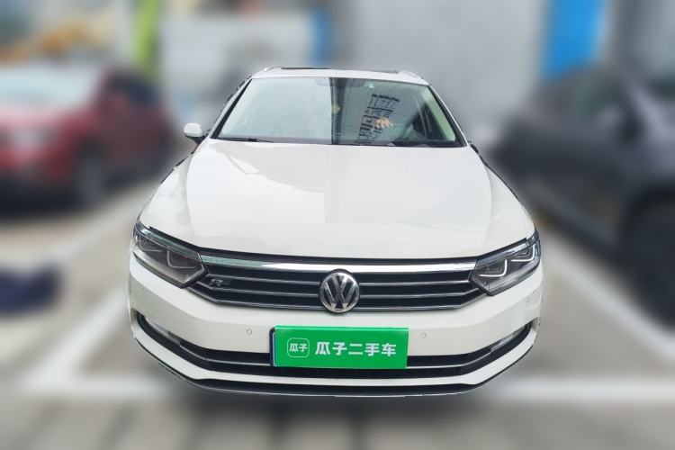 Used Volkswagen Variant 2017 380TSI Two-Wheel Drive Comfort Edition Front