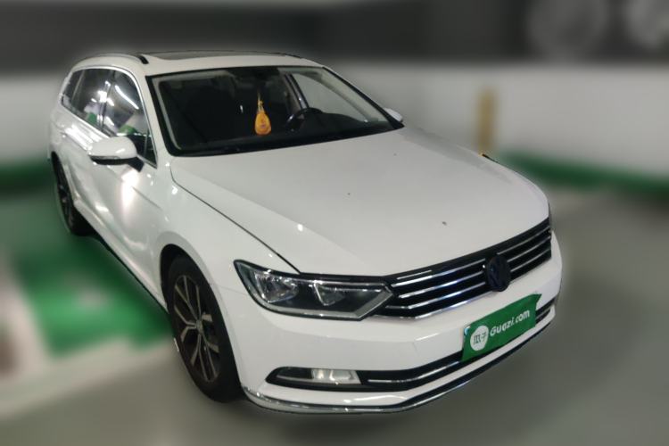 Used Volkswagen Variant 2017 280TSI Two-Wheel-Drive Comfort Edition Front Right 45 Deg