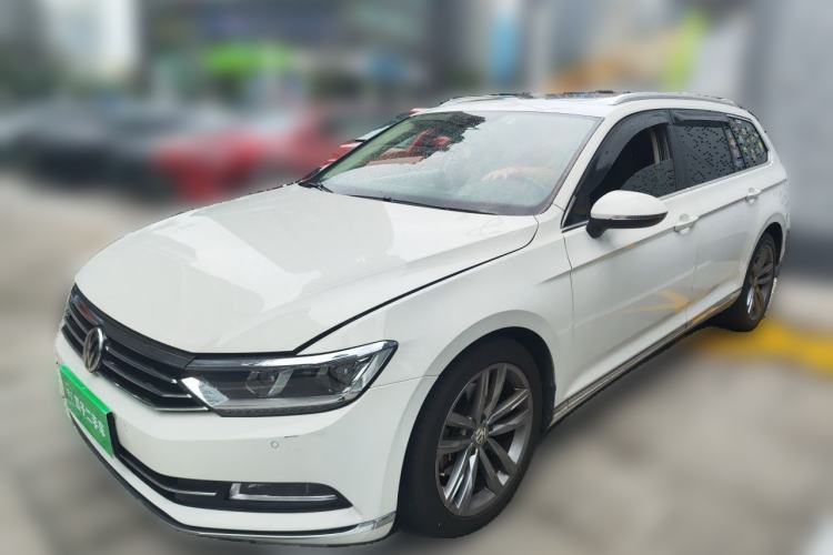 Used Volkswagen Variant 2017 380TSI Two-Wheel Drive Comfort Edition Guazi used car, China used car export, Used car for sale, Used  cars, Cheapest cars for sale