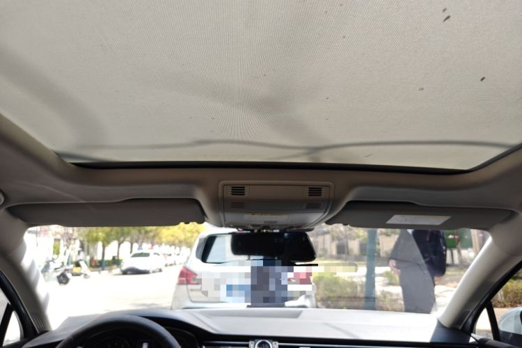 Used Volkswagen Variant 2017 380TSI Two-Wheel Drive Comfort Edition Headliner