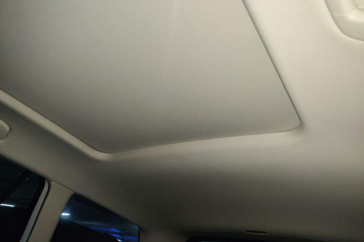 Used Volkswagen Variant 2017 280TSI Two-Wheel-Drive Comfort Edition Headliner